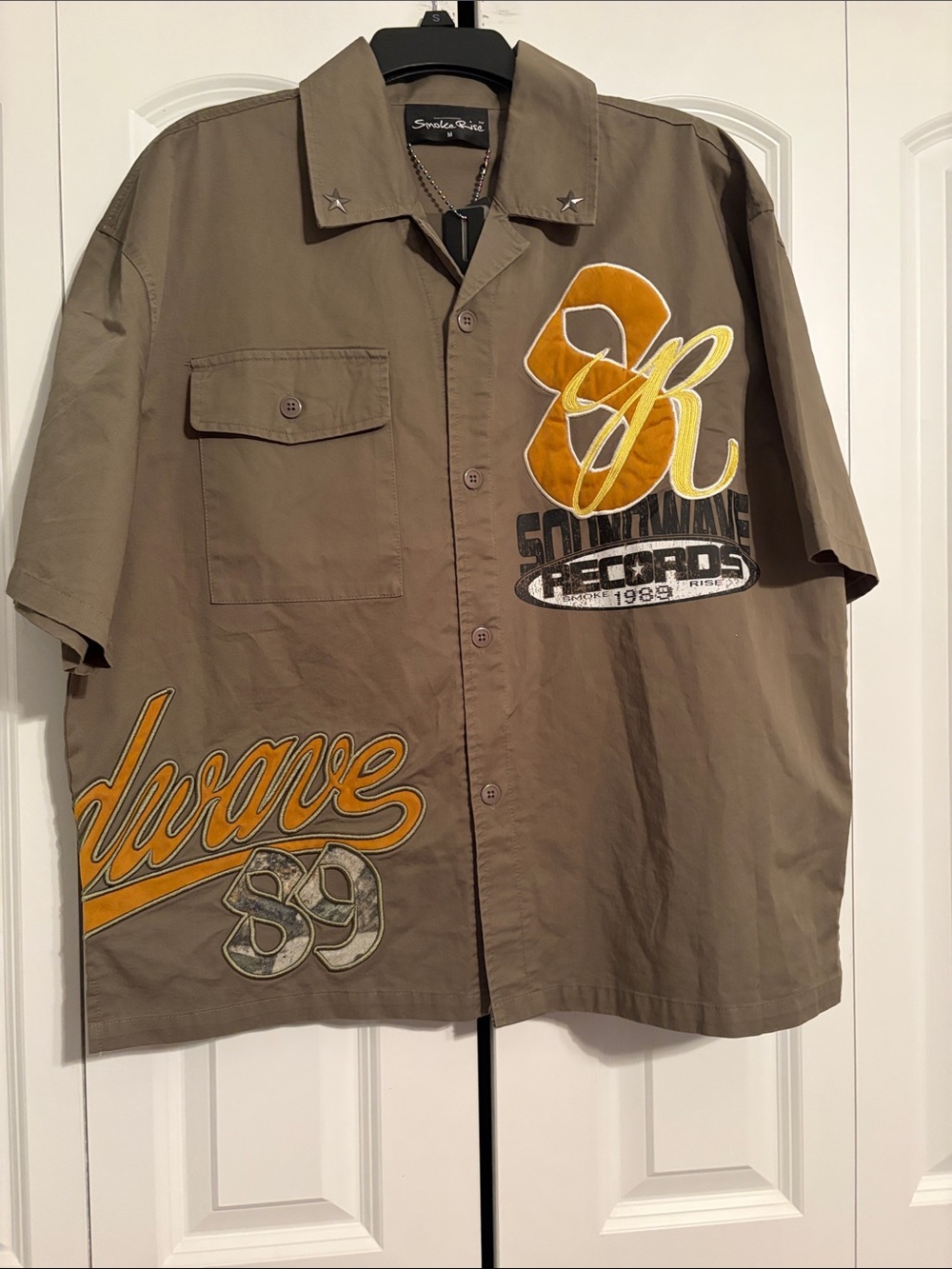 Spike-N-Sparrow Khaki Short Sleeve Button-Down Shirt with Yellow Script